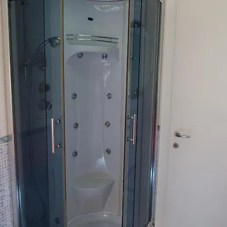 Апартаменти Granny House Ла-Спеція